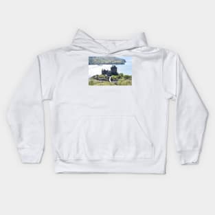 Eilean Donan Castle , the Highlands , Scotland Kids Hoodie